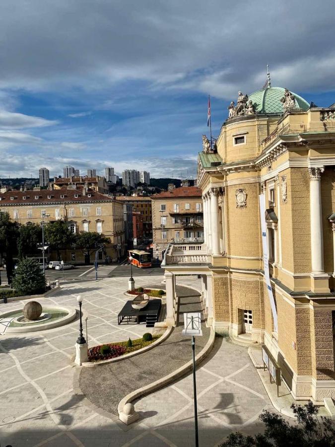 Appartement Plaza Teatro & Piazzale Teatro *